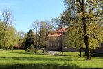 Schloss Griebenow im Frühling (c) Frank Koebsch