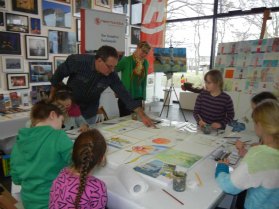 Kinder malen mit Frank Koebsch bei Rostock kreativ (c) Annett Grabow (2)