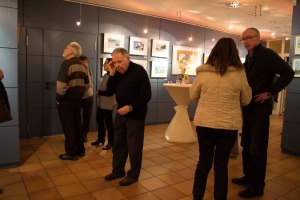 Besucher der Ausstellung von Hanka u Frank Koebsch im Graal Müritz (c) Frank Koebsch (1)