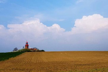 Unser Motiv der Leuchtturm Bastorf - Malreise Faszination Ostsee (c) FRank Koebsch